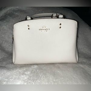 Darcie carryall bag